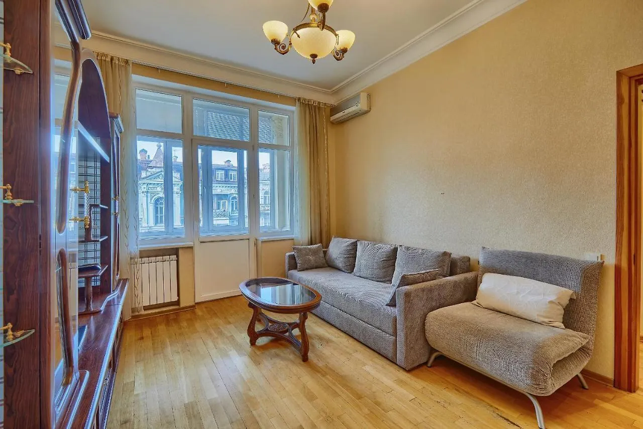 קייב Apartment Near Lva Tolstoho Square אוקראינה